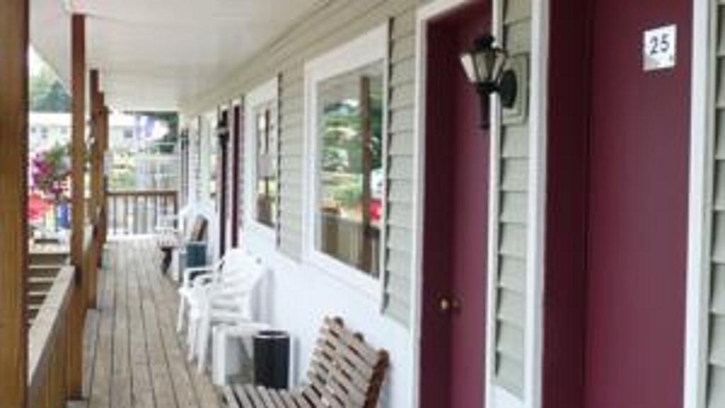 Legacy Inn & Suites Of Lake George Buitenkant foto